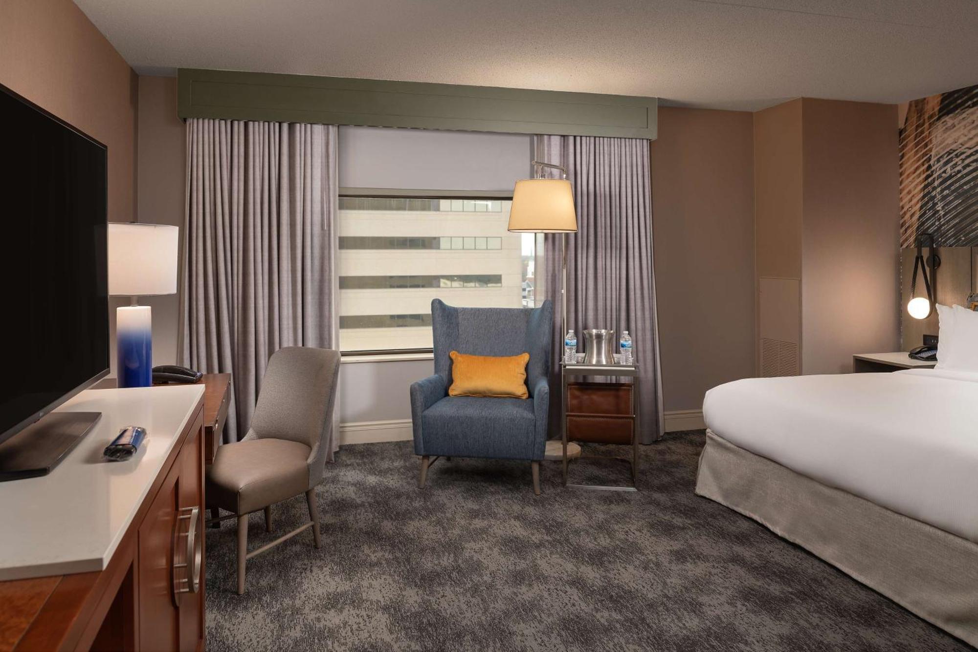 Hilton Lexington Downtown Hotel Buitenkant foto